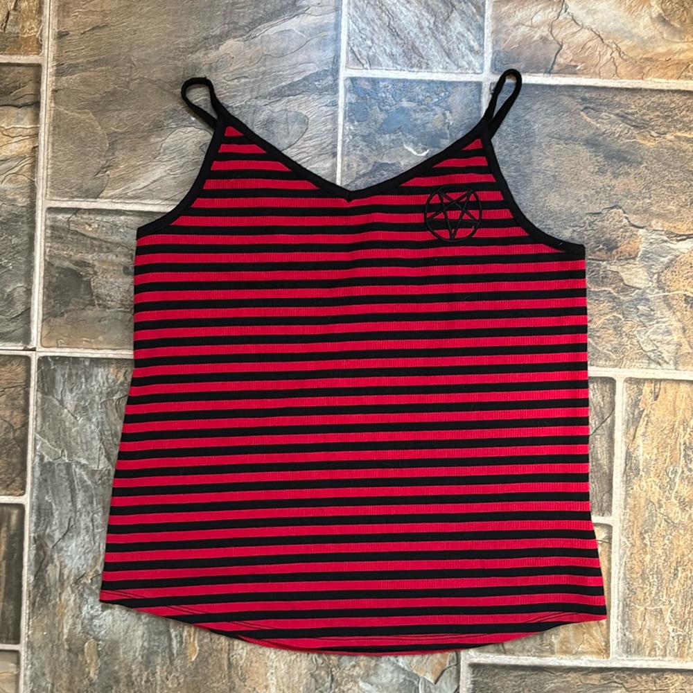 Hot topic pentagram tank top